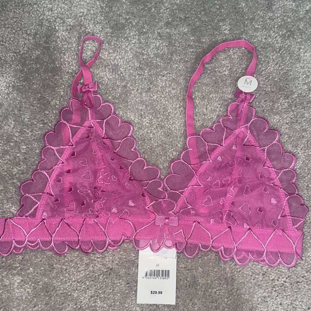 🎀NWT Cotton On Pink Heart Bralette